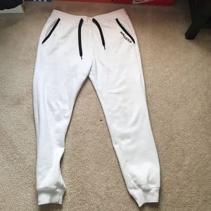 Hollister joggers